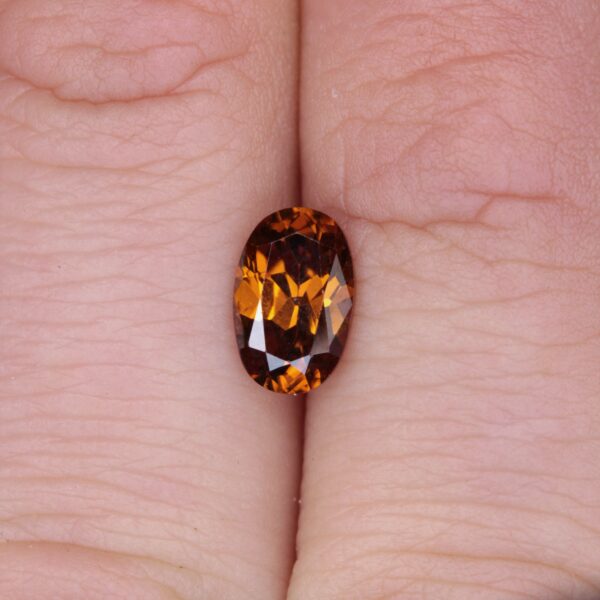 Zircon brun